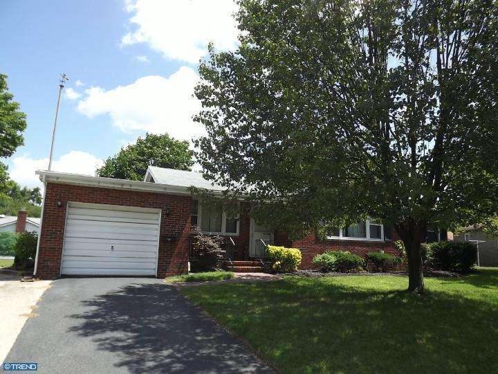28 Cooper Ave, Gibbstown, NJ 08027 - photo 1