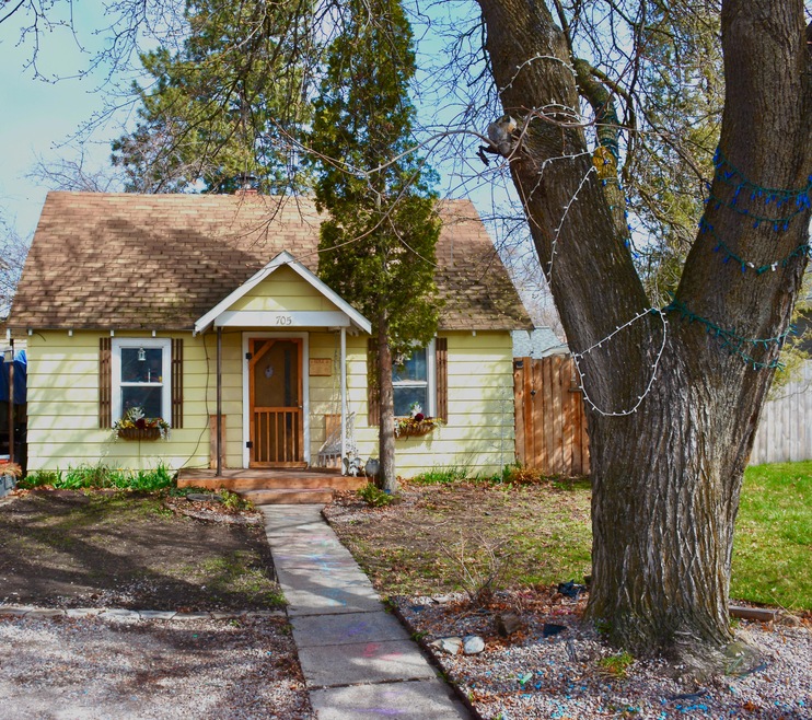 705 6th Ave East Polson MT - 1