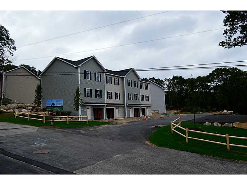 75 Esmond St unit 2C, West Warwick, RI 02893 - photo 1