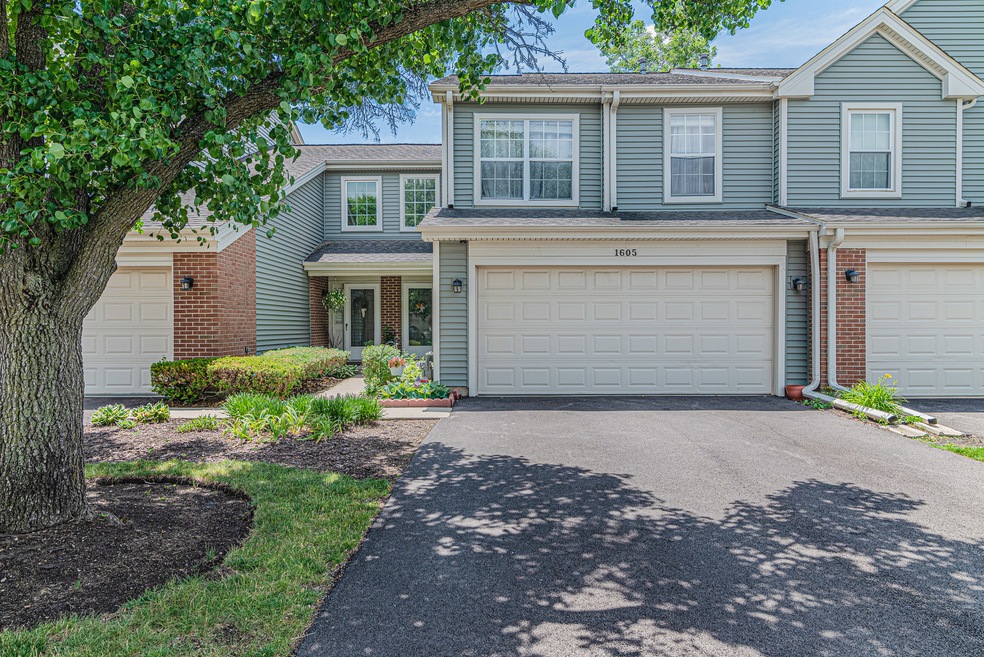 1605 W Orchard Place unit 1605D, Arlington Heights, IL 60005 - photo 1