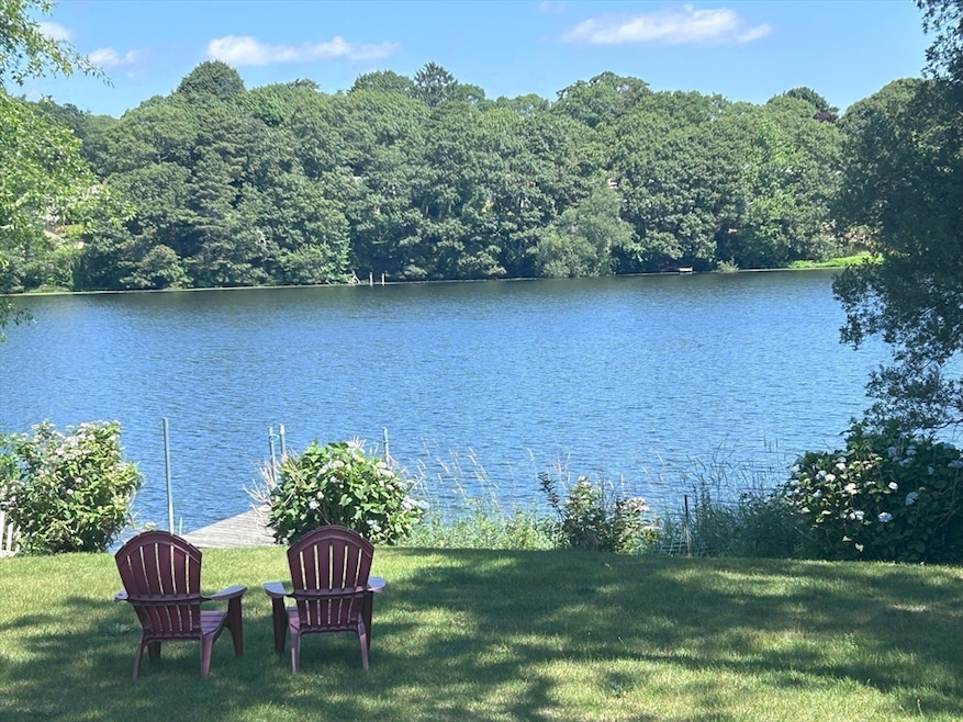 17 Maple St, Bourne, MA 02532 - photo 1