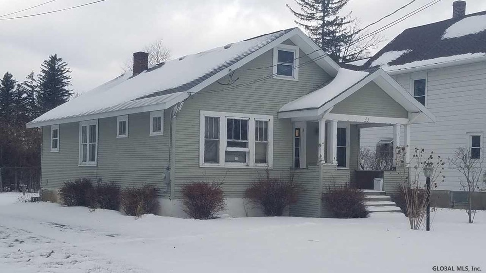 25 Van Buren Ave, Castleton On Hudson, NY 12033 - photo 1
