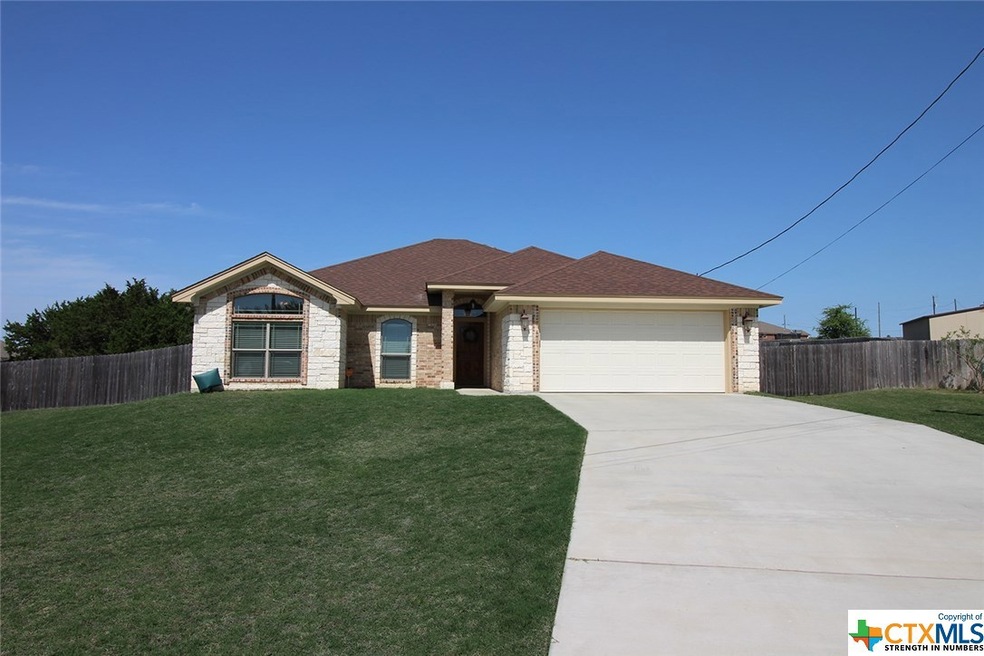 1104 Wren Cir, Copperas Cove, TX 76522 - photo 1