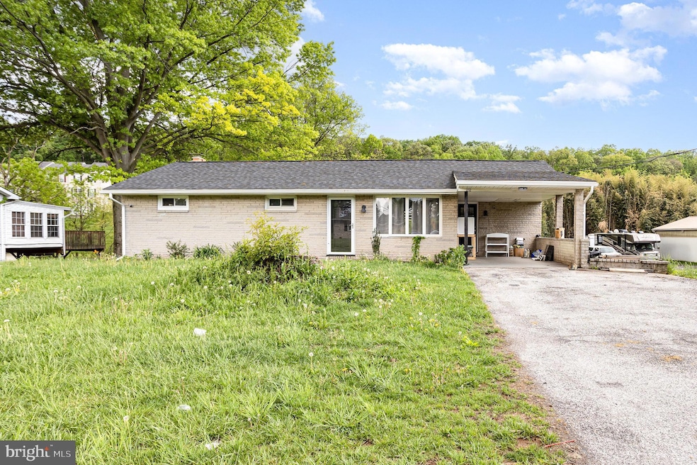 Under Contract $292,000 • Co-Listing Agent