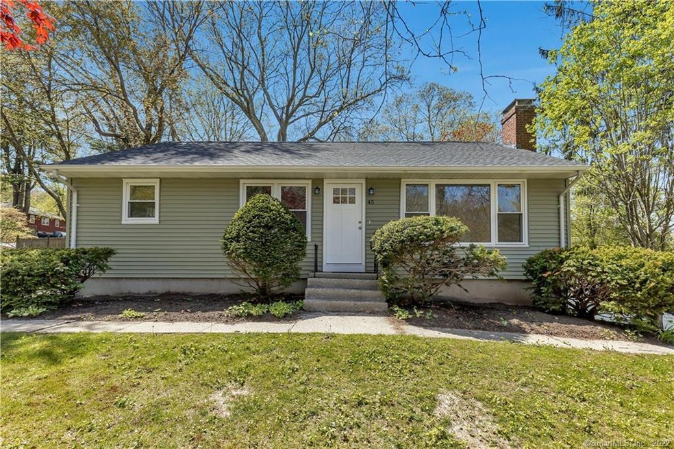 45 Pollys Ln, Uncasville, CT 06382 - photo 1