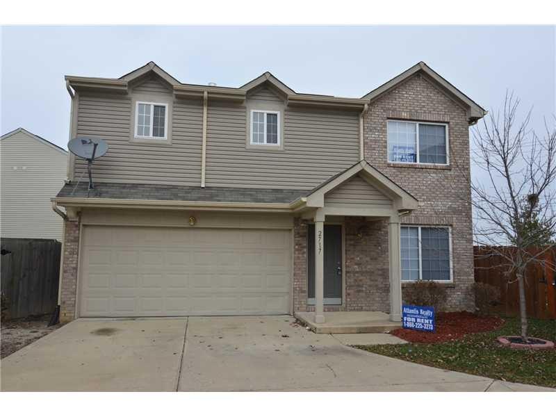 2717 Grand Fir Dr, Greenwood, IN 46143 - photo 1