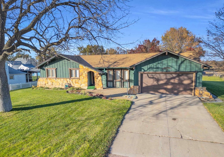 16 Walnut St, Riverdale, NE 68870 - photo 1