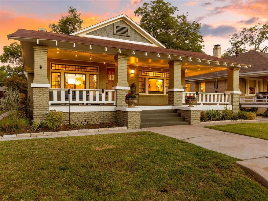 Curb appeal abounds at 2237 6th Avenue!