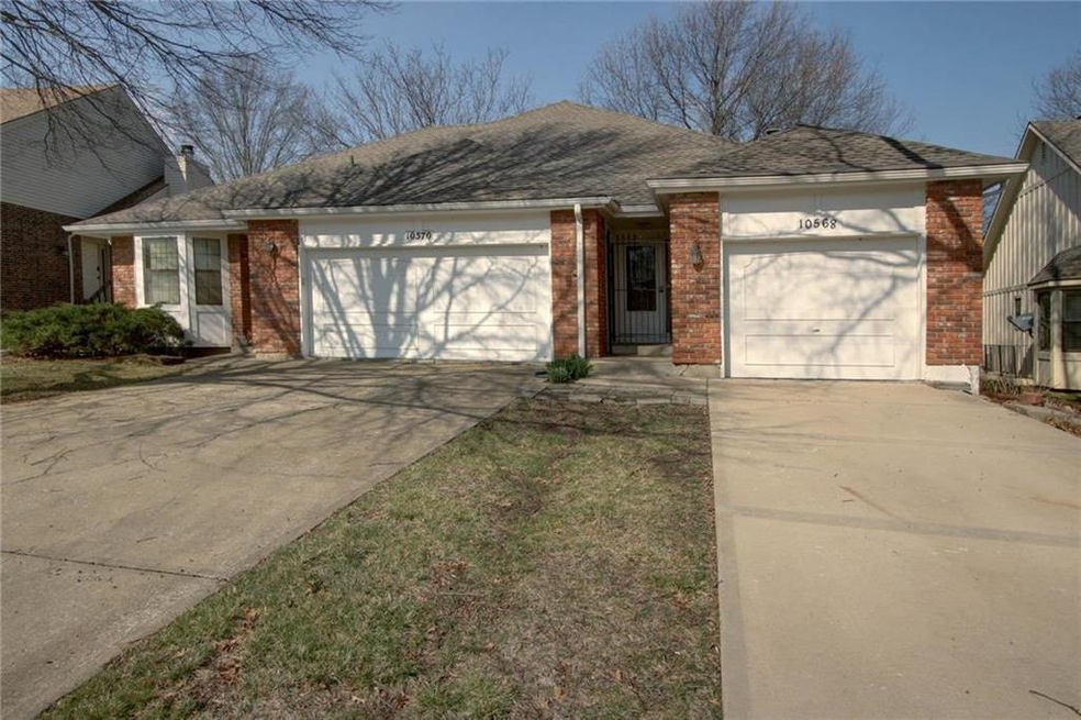 10568 Century Ln, Lenexa, KS 66215 - photo 1