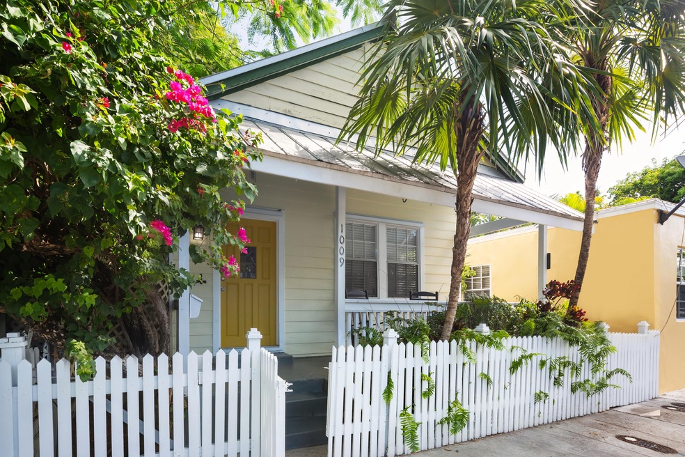 1009 Varela-33
