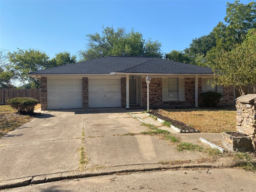 7146 Shady Vale Ln, Houston, TX 77040 - photo 1