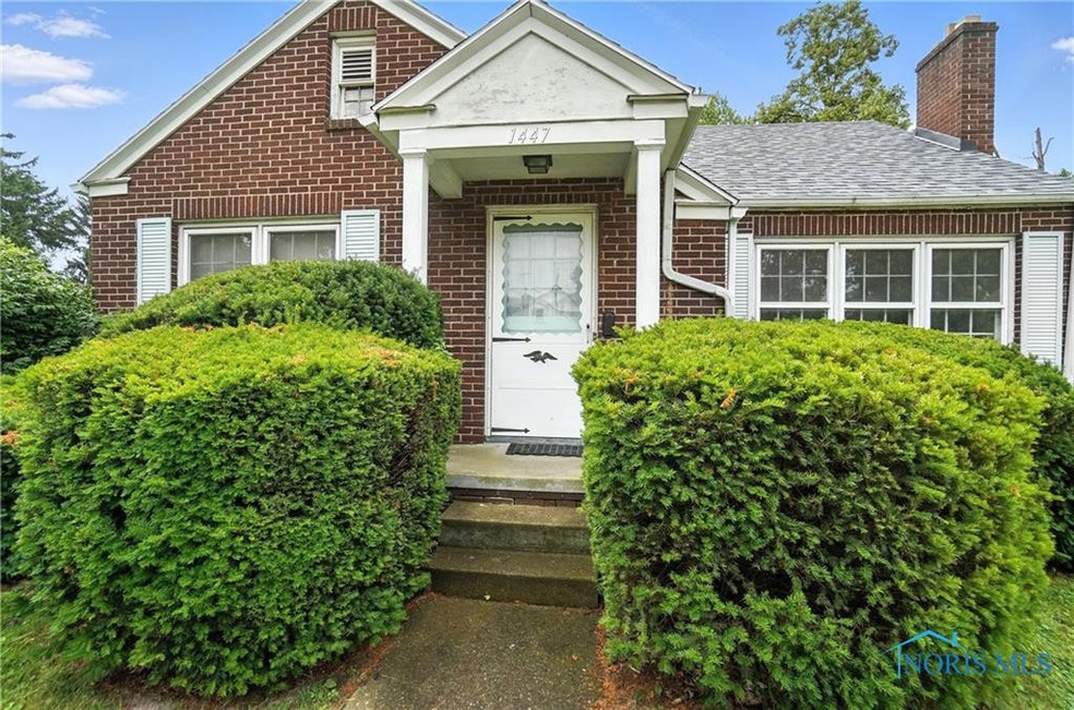 1447 Craigwood Rd, Toledo, OH 43612 - photo 1