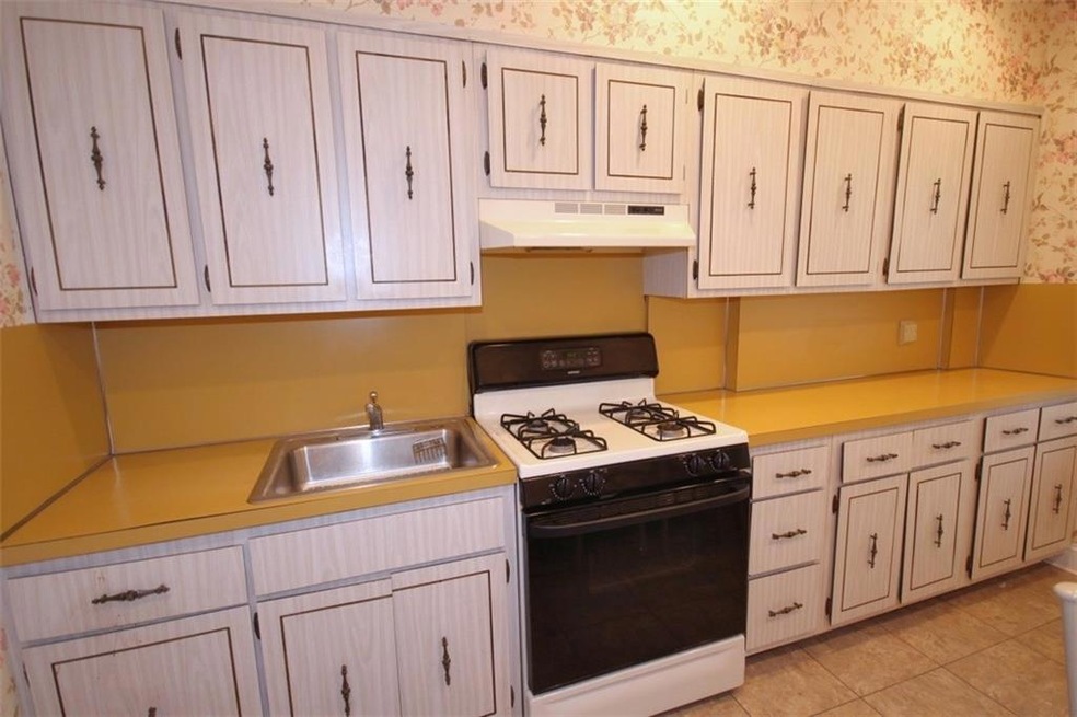 30-75 41 St, Long Island City, NY 11103 - photo 1