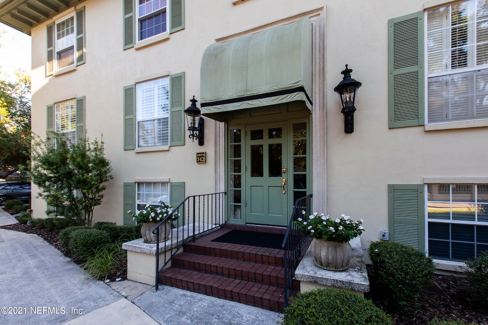 4300 Lakeside Dr unit 12, Jacksonville, FL 32210 - photo 1