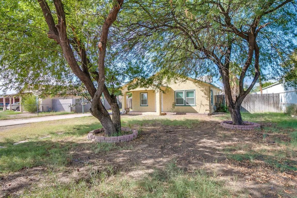Front of Home w/ Shade Trees