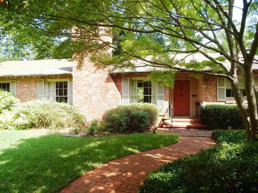 421 421 Rose Circle Dr, Tyler, TX 75701 - photo 1