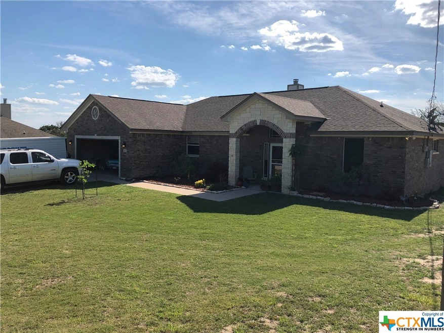 1018 County Road 4810, Copperas Cove, TX 76522 - photo 1