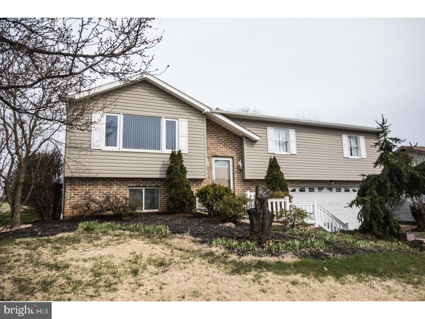 1826 Liberty Ave, Reading, PA 19607 - photo 1