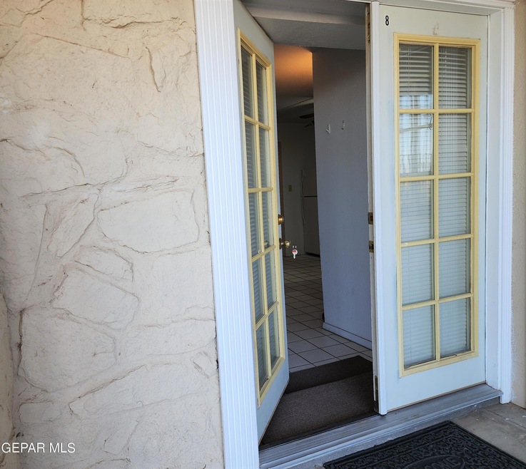 2333 Morehead Ave unit 8, El Paso, TX 79930 - photo 1