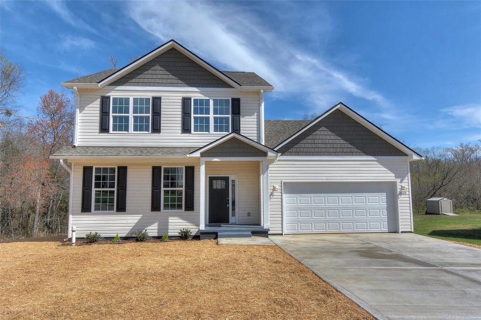 4008 Hereford Ln, Dallas, NC 28034 - photo 1