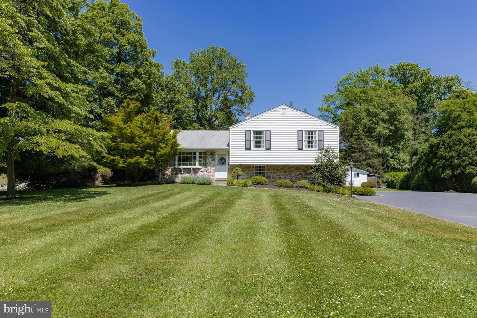 1475 Valley Forge Rd, Wayne, PA 19087 - photo 1