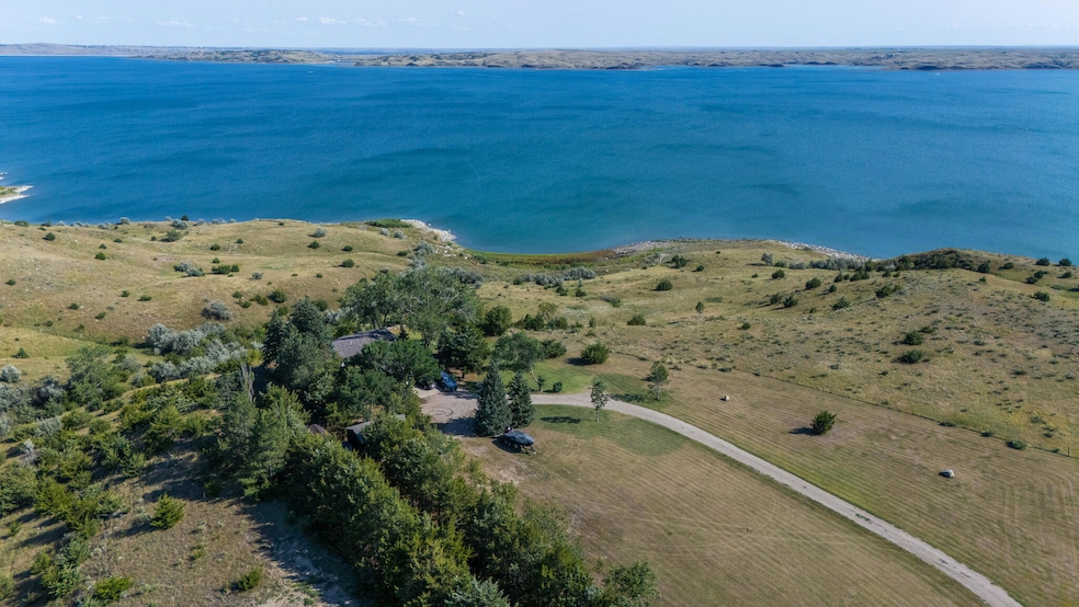 For Sale $849,000 • Co-Listing Agent
