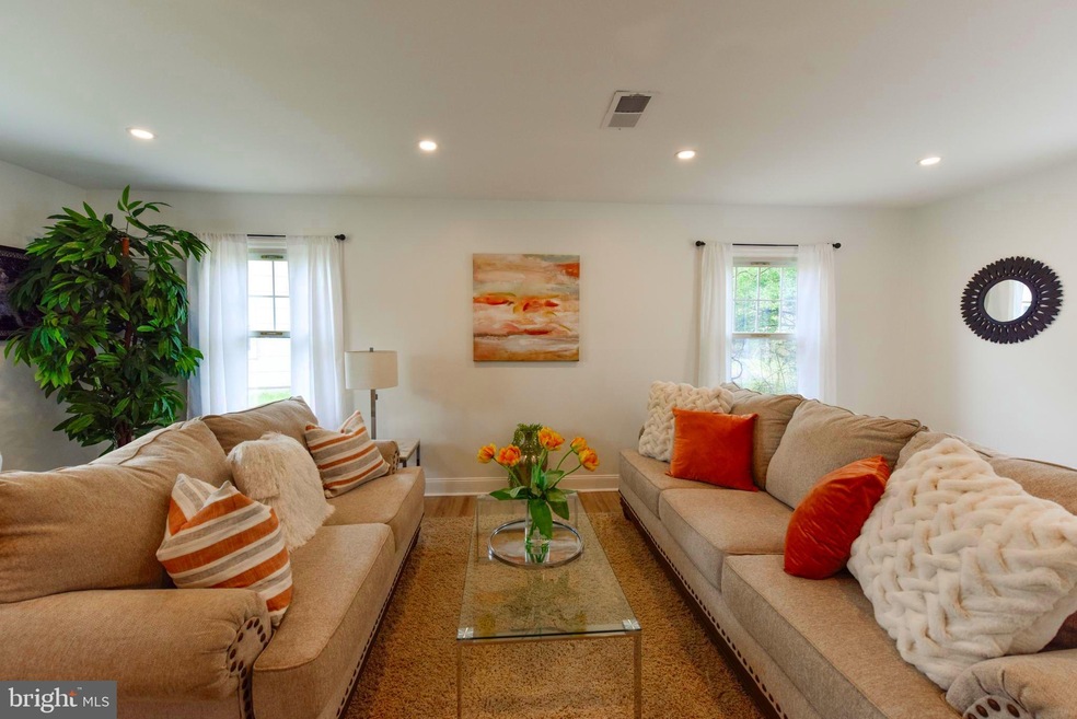 122 Pennypacker Dr, Willingboro, NJ 08046 - photo 1