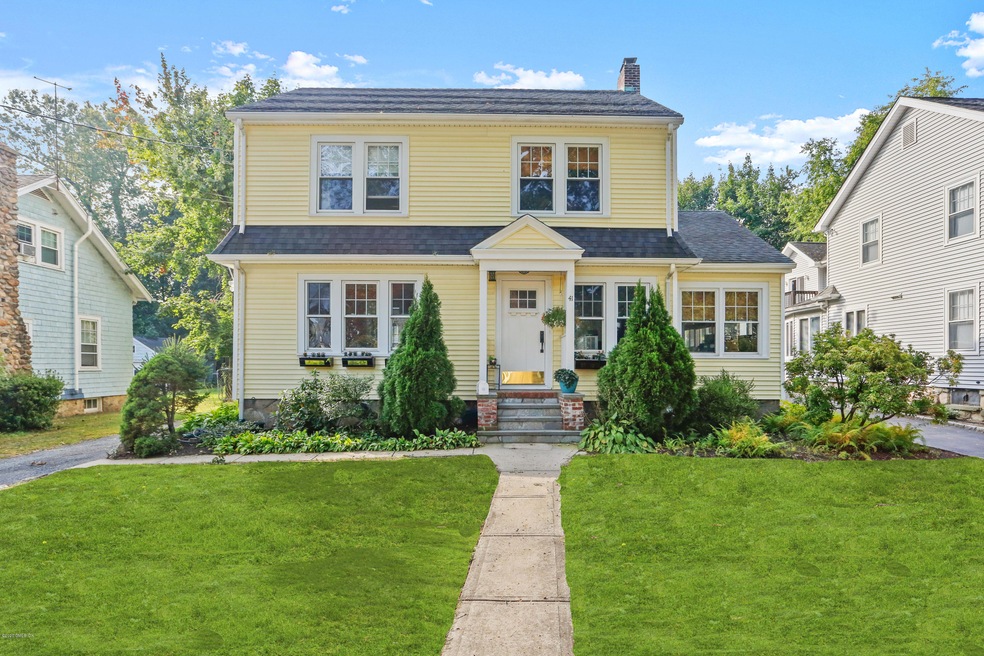 41 Lenox Ave, Stamford, CT 06906 - photo 1