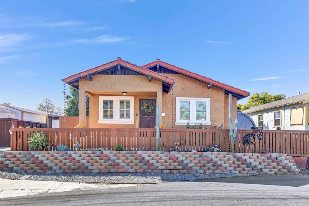 3544 Boundary St, San Diego, CA 92104 - photo 1