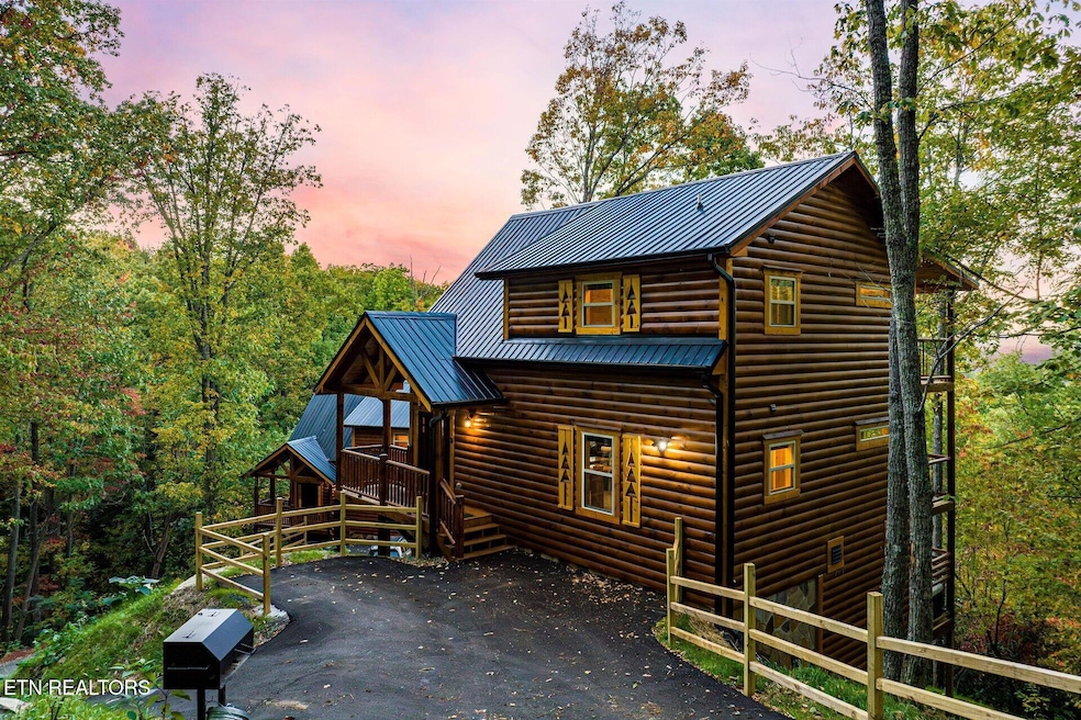 2257 Red Bud Rd, Sevierville, TN 37876 - photo 1