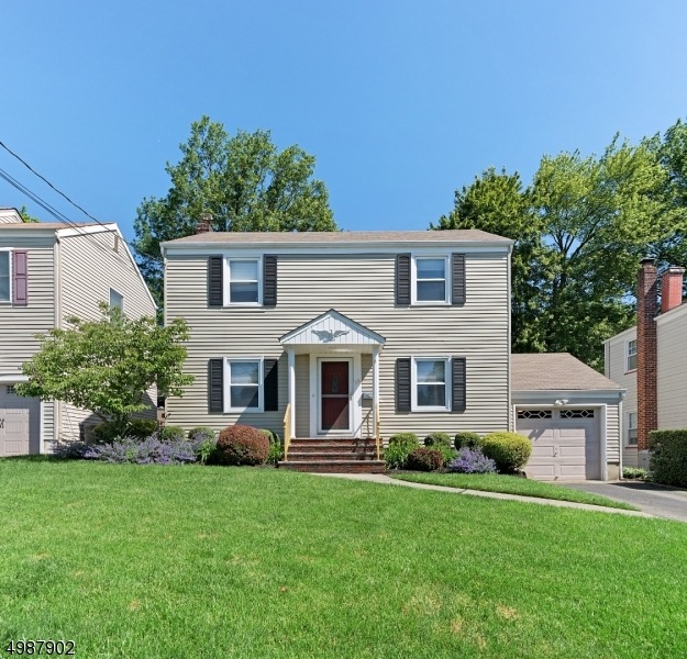 58 Darling Ave, Bloomfield, NJ 07003 - photo 1