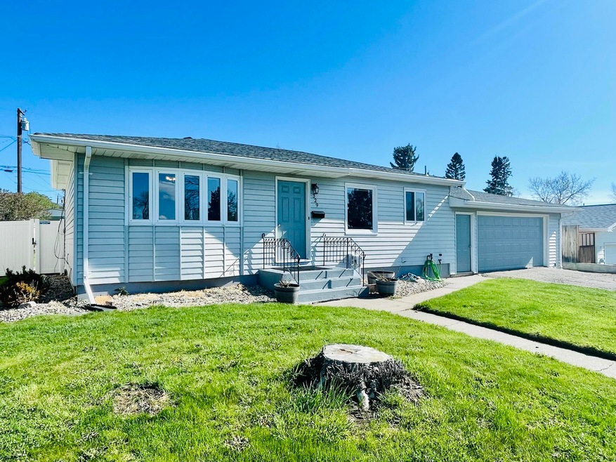 329 Riverview 4 W