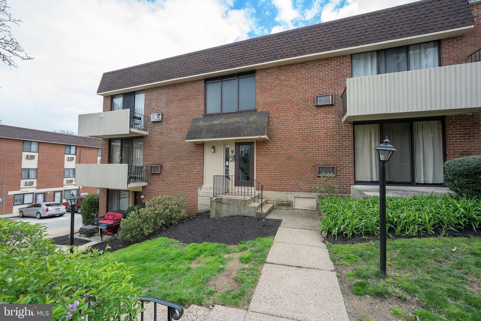 100 E Glenolden Ave unit O6, Glenolden, PA 19036 - photo 1