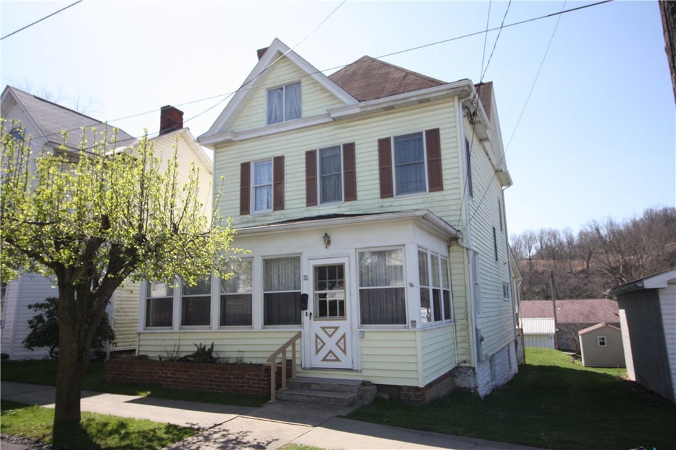 70 W Elm St, Waynesburg, PA 15370 - photo 1