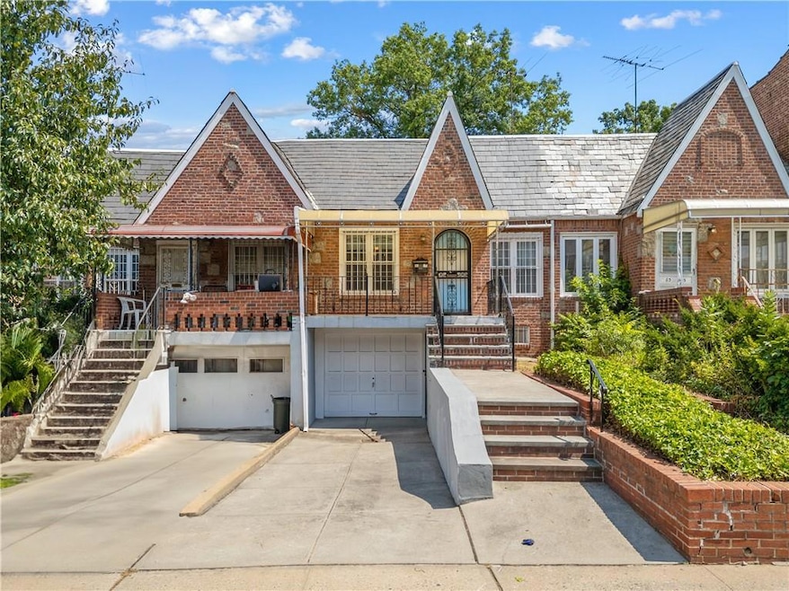 Sold $840,000 • Co-Listing Agent