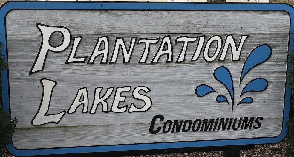 Plantation Lakes