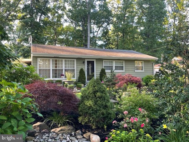 33 Northwest Dr, Bridgeton, NJ 08302 - photo 1