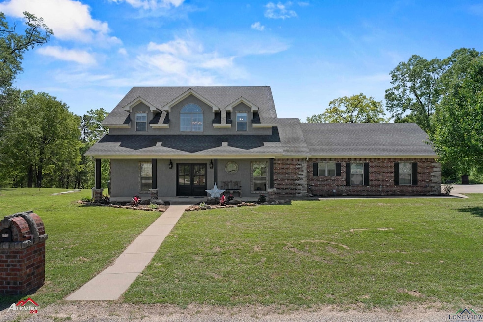 For Sale $424,900