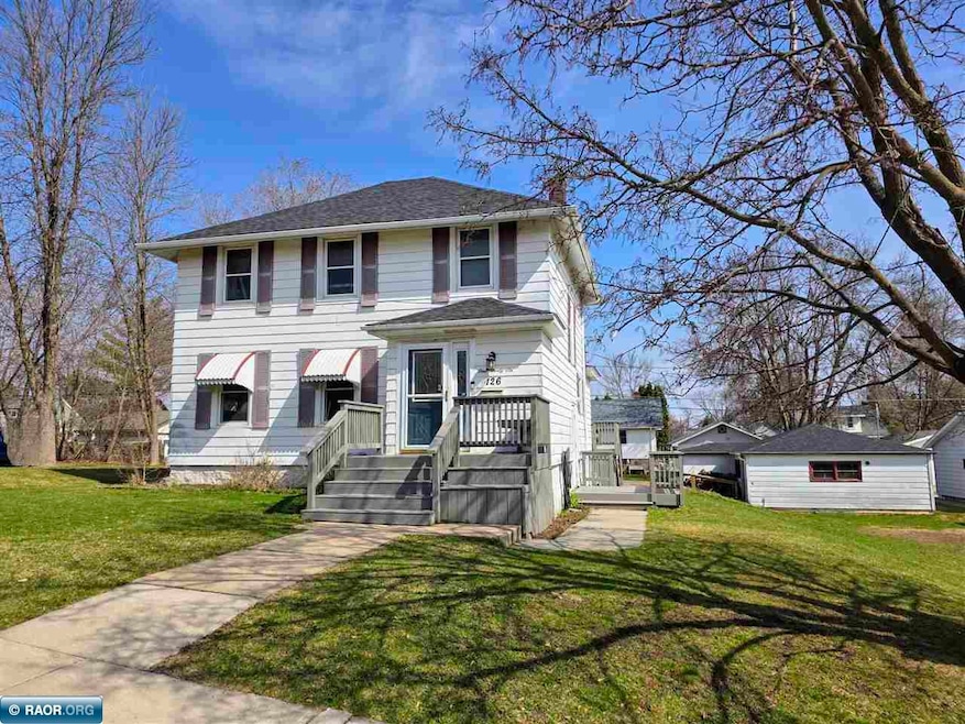126 5th St NW, Chisholm, MN 55719 - photo 1