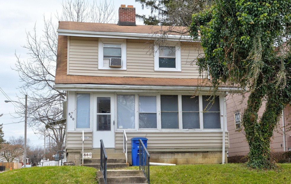 860 Ann St, Columbus, OH 43206 - photo 1