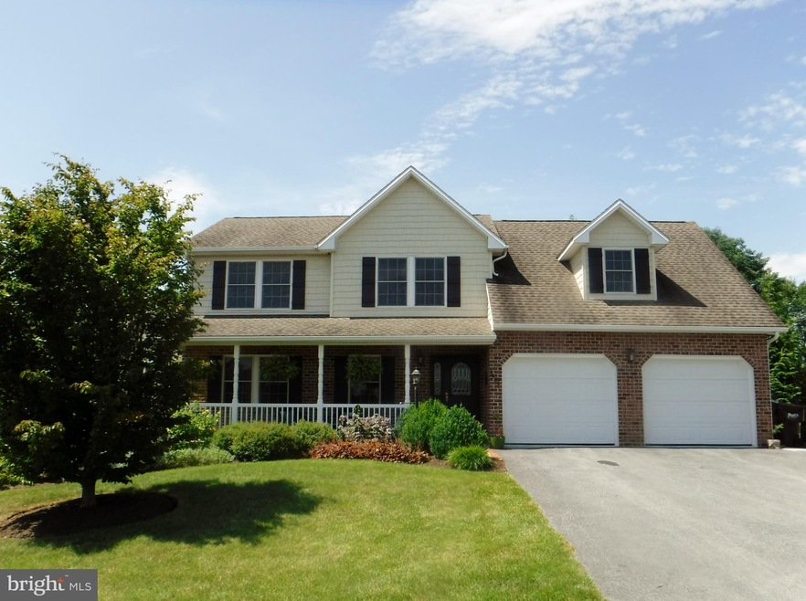 1454 Hamilton Hills Dr, Chambersburg, PA 17202 - photo 1