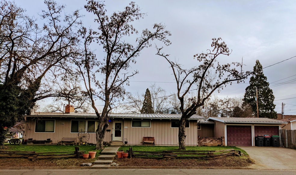 462 N. Sixth