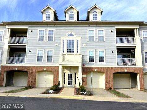 11310 Westbrook Mill Ln, Fairfax, VA 22030 - photo 1