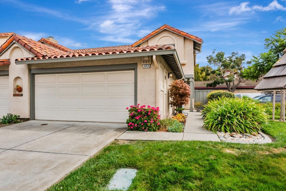 Sold $880,000 • Co-Listing Agent