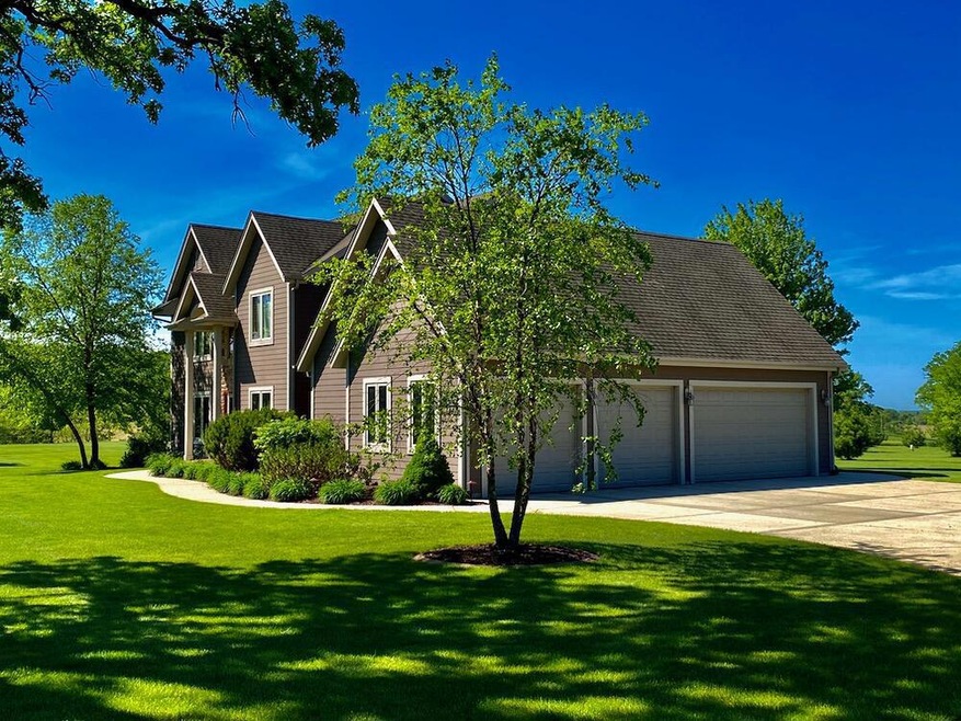 W330S8605 Isabelle Drive