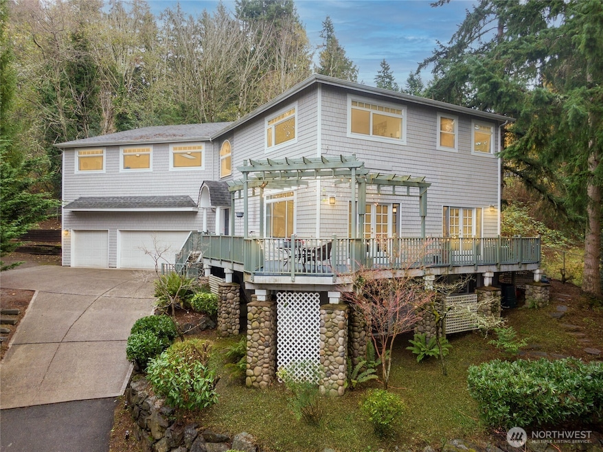 12117 Clearview Dr, Edmonds, WA 98026 - photo 1