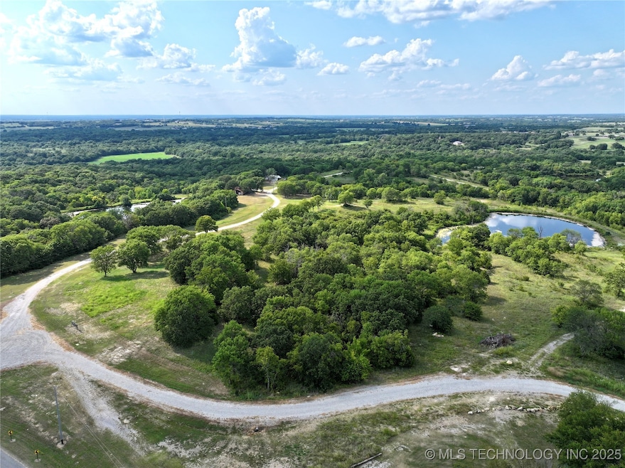 042 E Buffalo Springs Ct, Sulphur, OK 73086 - photo 1