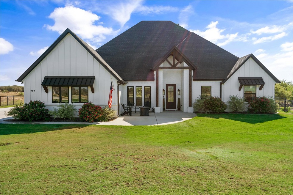 712 Saddle Spur Trail, Weatherford, TX 76087 - photo 1