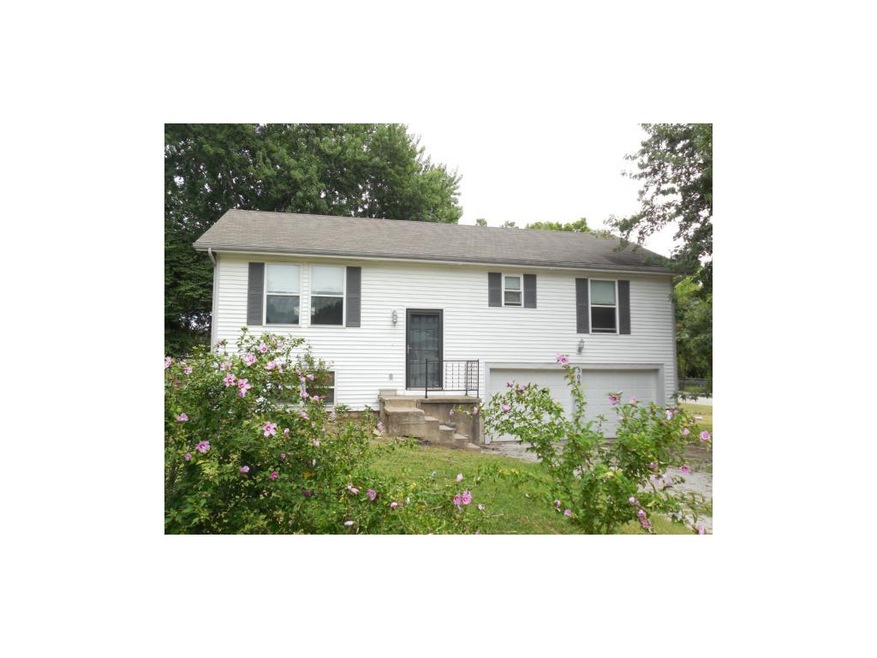 308 S Franklin St, Spring Hill, KS 66083 - photo 1