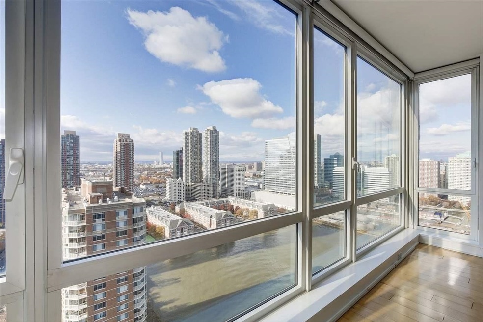 Crystal Point unit 2808, Jersey City, NJ 07302 - photo 1